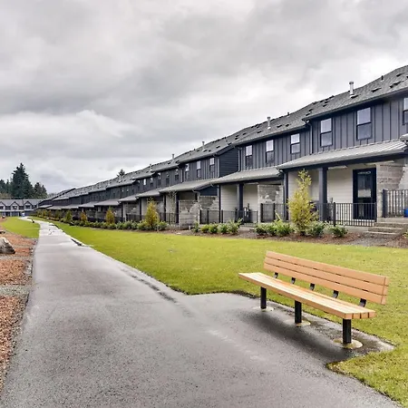 Elegant Vancouver Townhome - 18 Mi To Portland